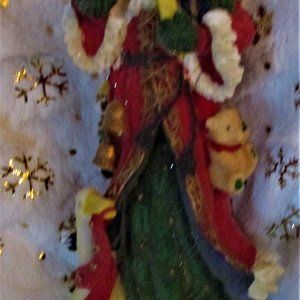 TMD Designs Santa with Cardinal and Goose 11 inches tall 29011